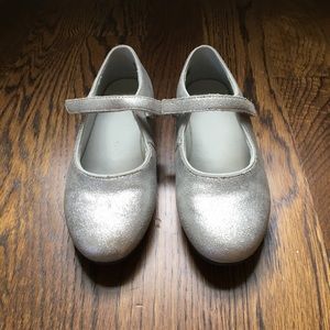 Lands End size 1 shoes :) very comfy!